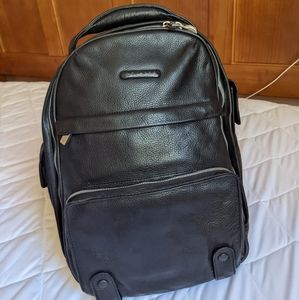 Piquadro black leather backpack
